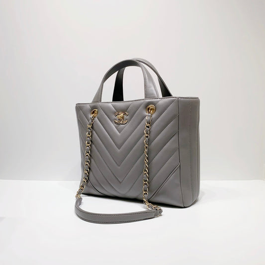 No.4044-Chanel Chevron Statement Small Tote Bag