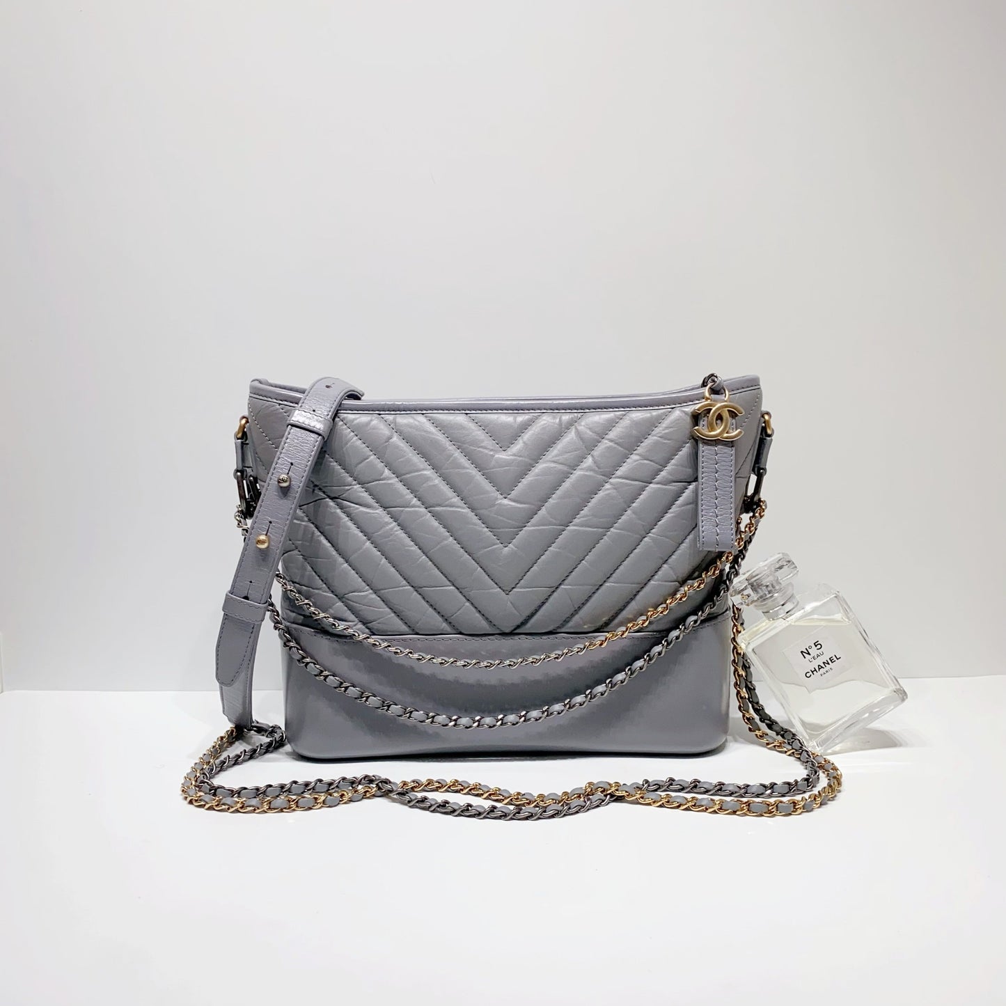 No.4028-Chanel Medium Chevron Gabrielle Hobo Bag