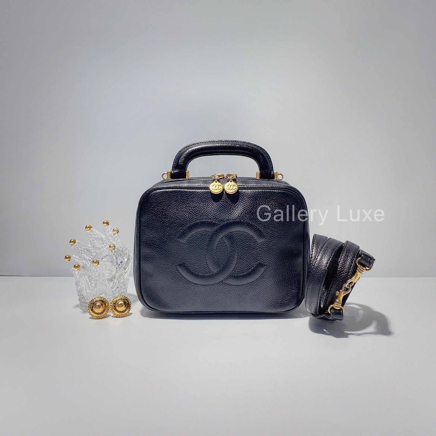 No.2474-Chanel Vintage Caviar Small Vanity Case