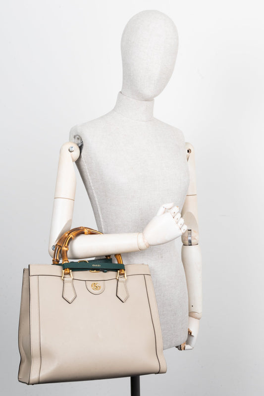 Luxury Gucci Trending 2025 Diana Medium Tote Bag Leather Beige