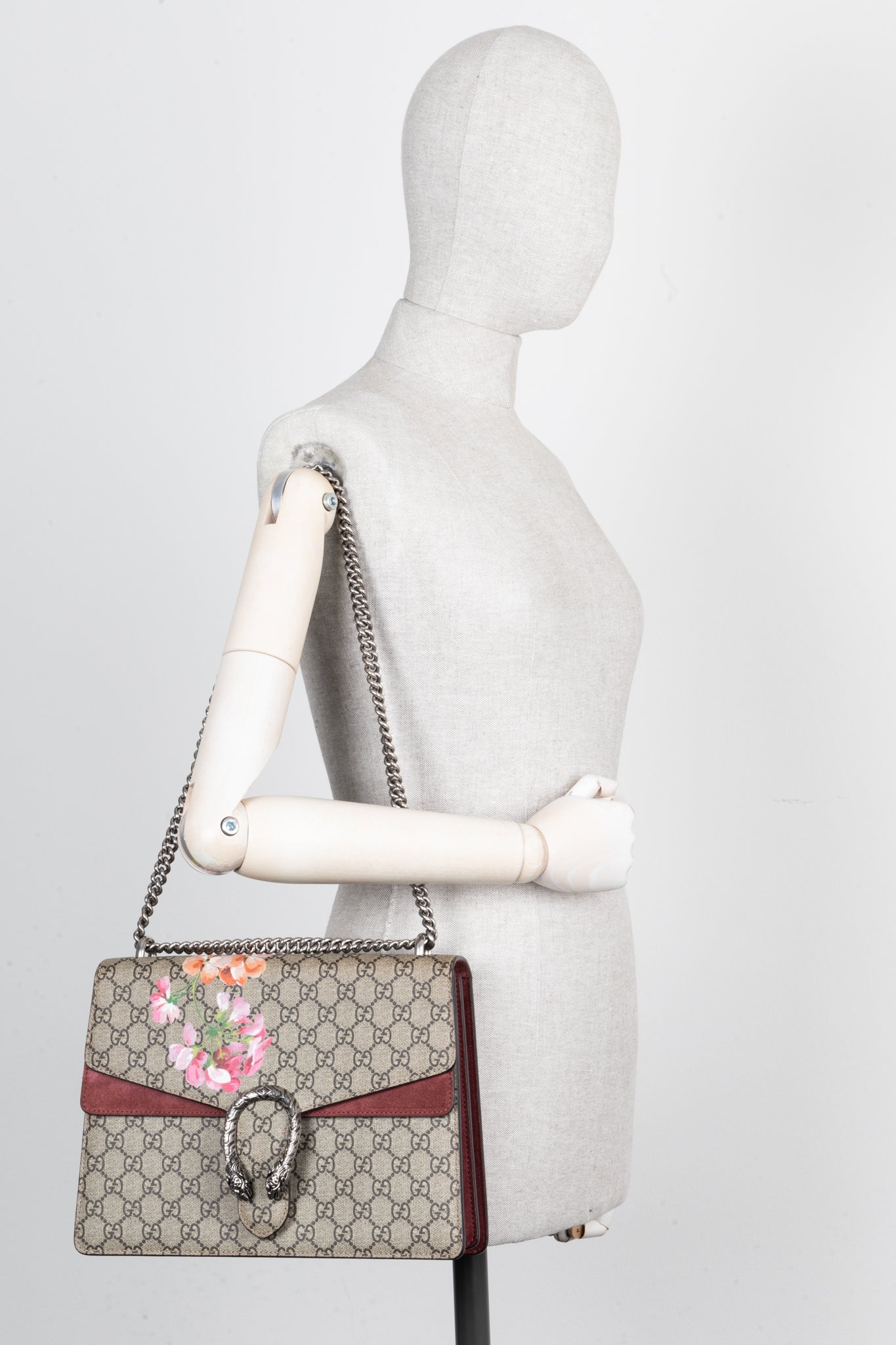 Luxury Gucci Trending 2025 Dionysus GG Supreme Bag Floral