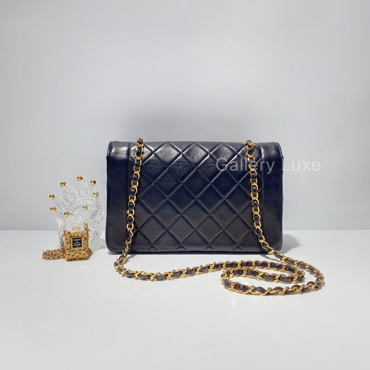No.2483-Chanel Vintage Diana 25cm