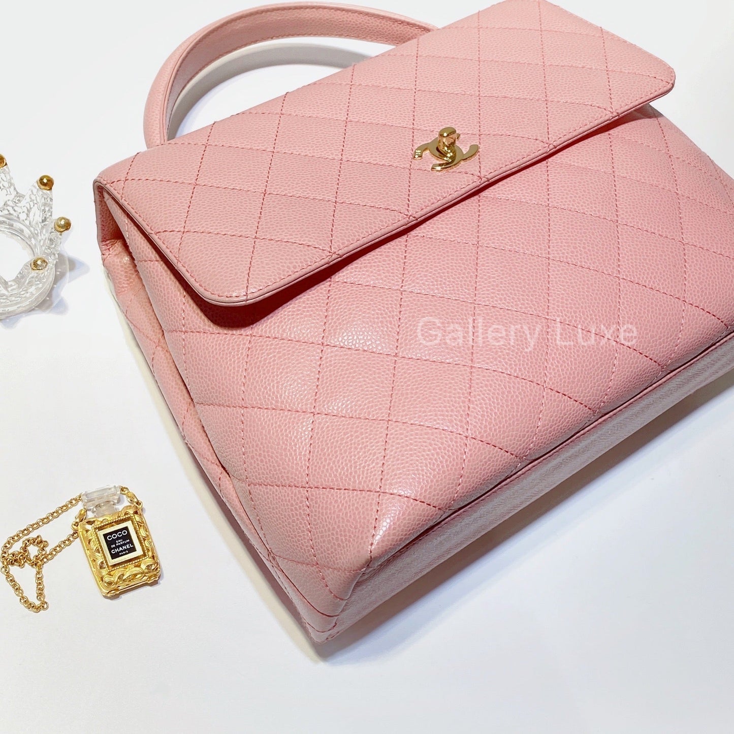 No.2782-Chanel Vintage Caviar Kelly Handle Bag