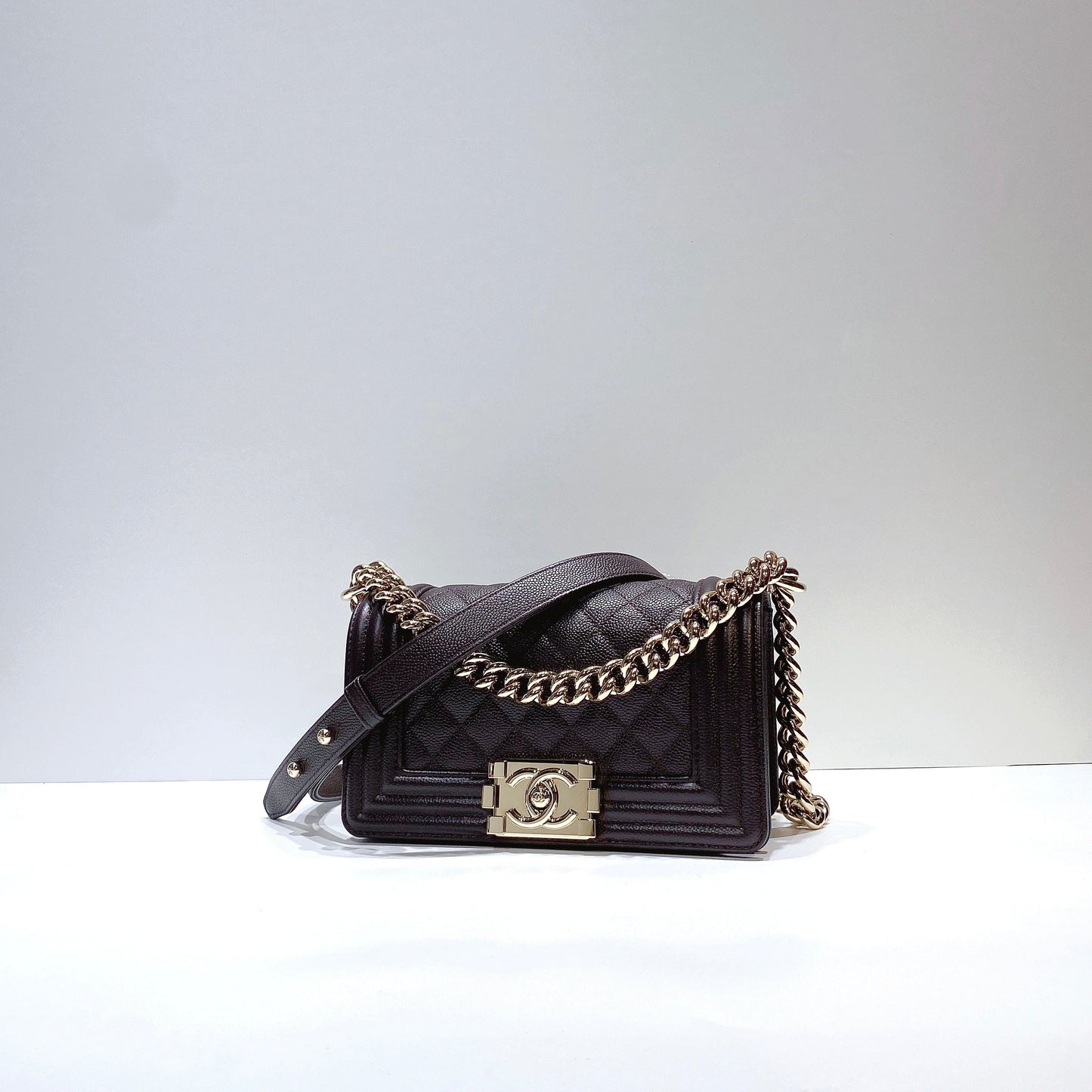 No.3625-Chanel Caviar Boy 20cm