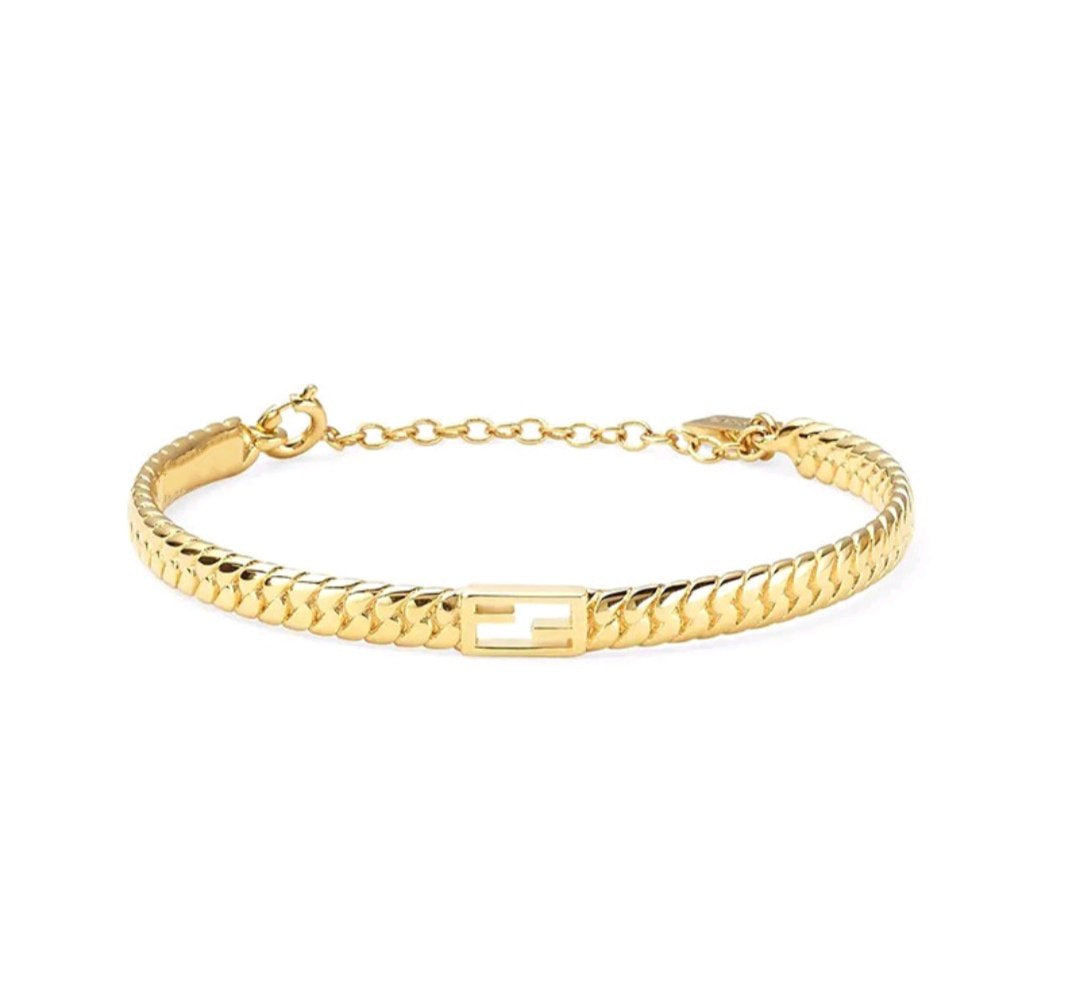 Luxury FendiF BAGUETTE LINK CHAIN  GOLD BRACELET
