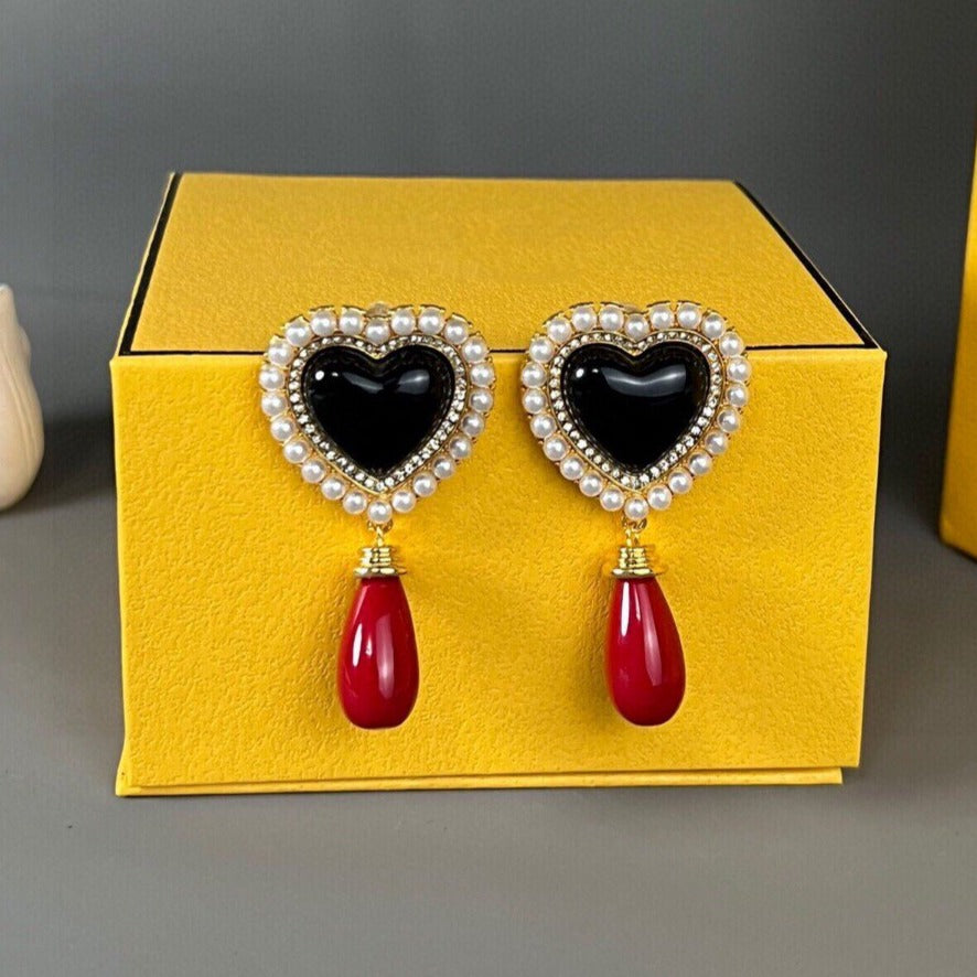 Luxury FendiF HEART PEARL GOLD EARRINGS