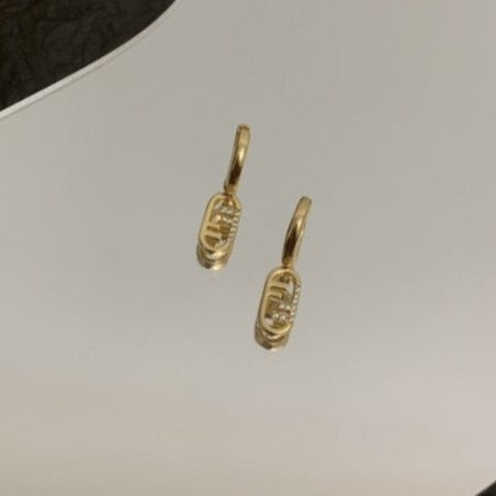 Luxury FendiFF HOOP O'LOCK GOLD DIAMOND EARRINGS