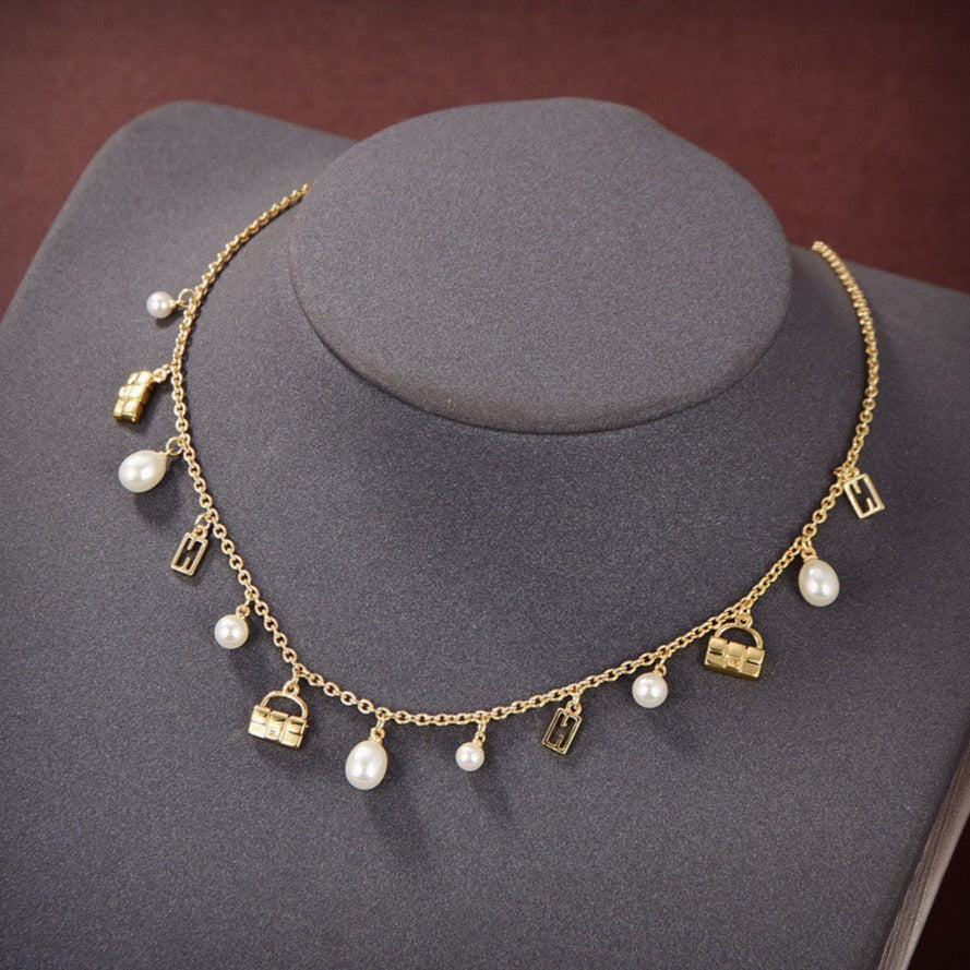 Luxury FendiFF BUCKLED PEARL GOLD NECKLACE
