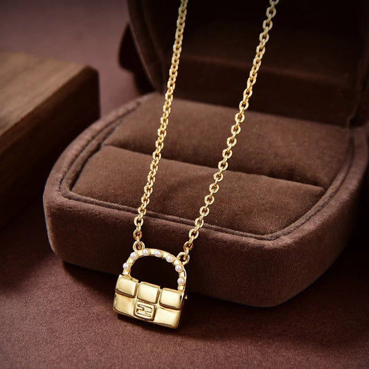 Luxury FendiFF BAG PEARL GOLD NECKLACE