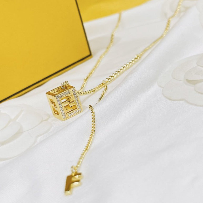 Luxury FendiFF GOLD DIAMOND NECKLACE