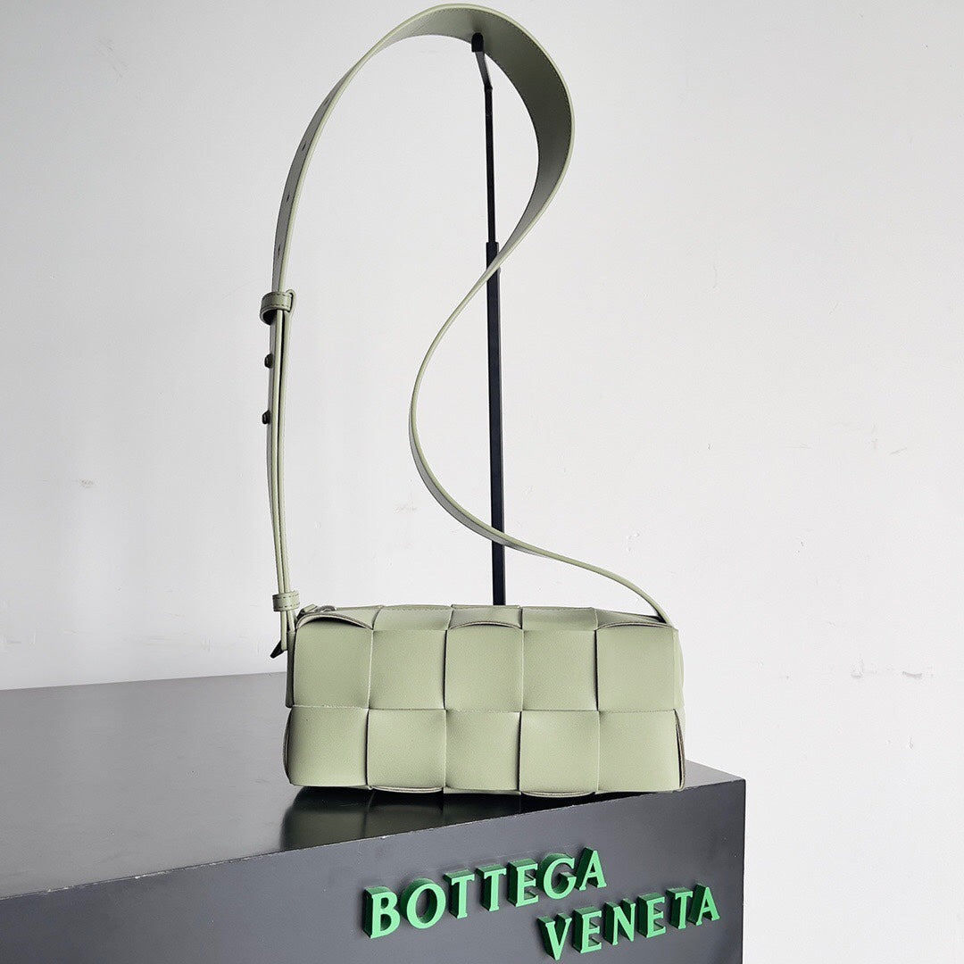 Luxury Bottega Veneta BV SMALL BRICK 24CM LIGHT GREEN LAMBSKIN