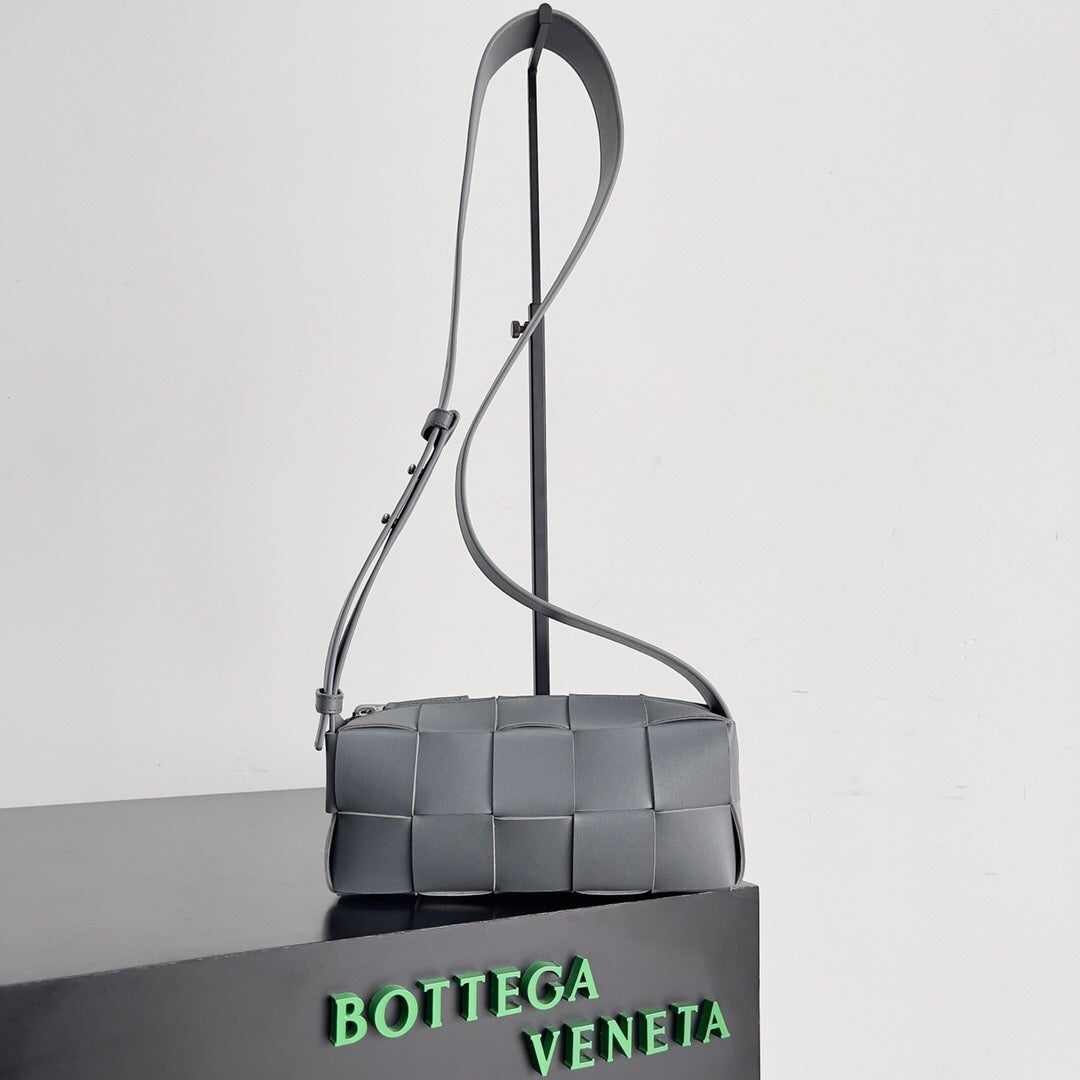 Luxury Bottega Veneta BV SMALL BRICK 24CM GREY LAMBSKIN