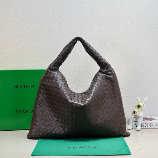 Luxury Bottega Veneta BV Large Intrecciato 54cm Hobo Bag Chocolate Calfskin