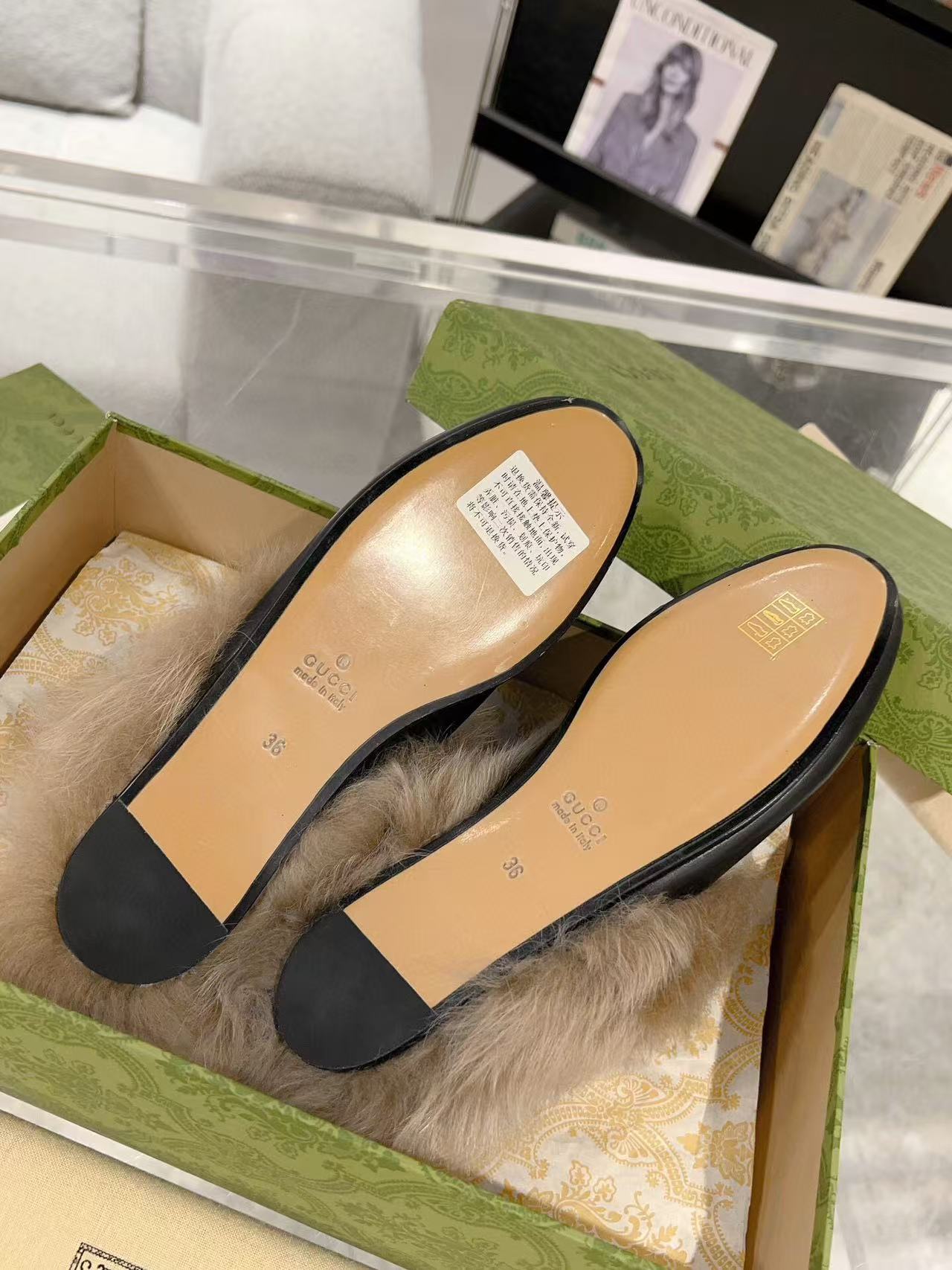 Luxury Gucci GG Princetown Slipper Black Calfskin Tuscan Wool