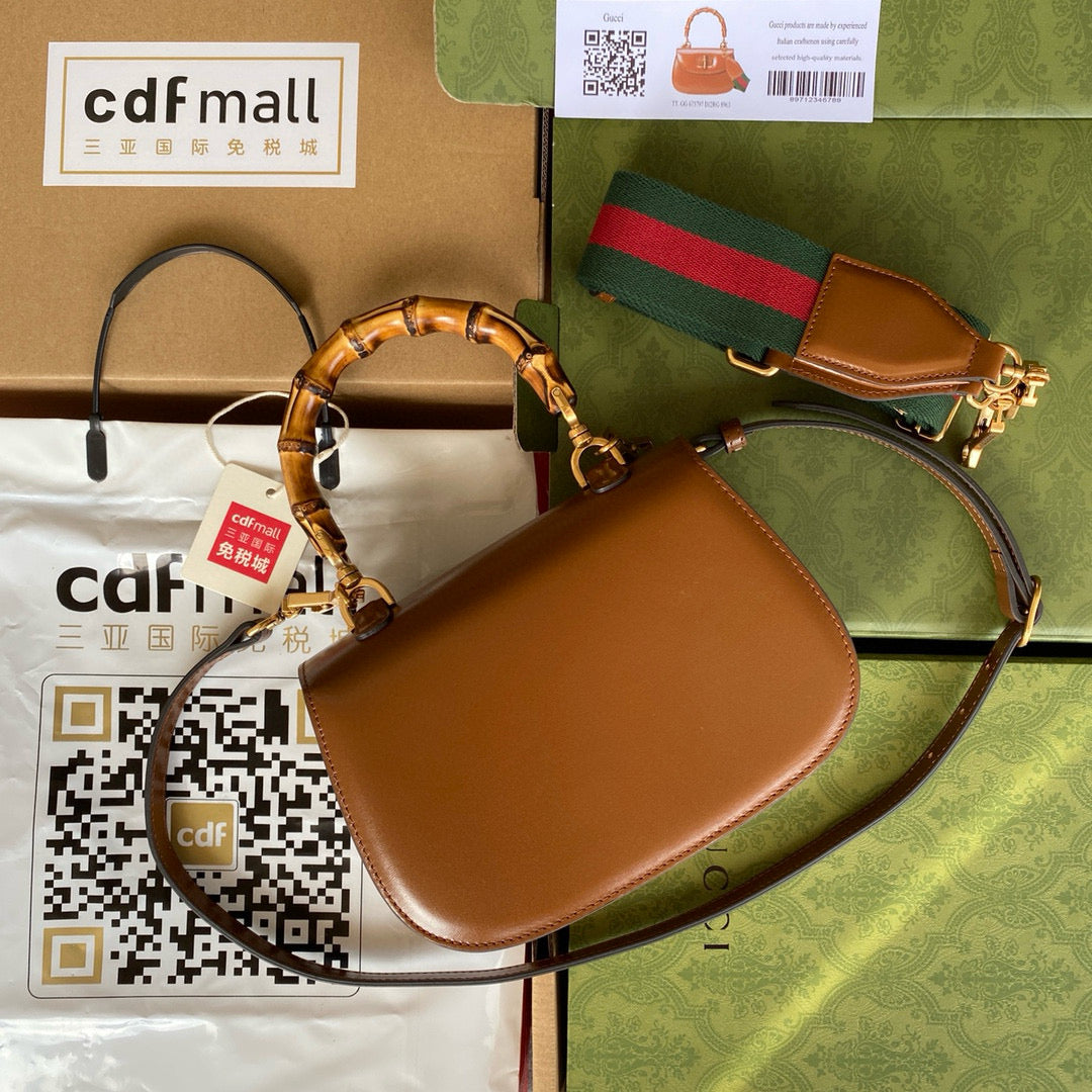 Luxury Gucci BAMBOO TOP HANDLE BAG 21 IN BROWN CALFSKIN