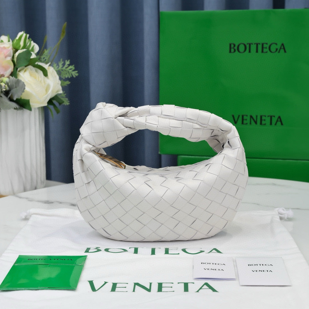 Luxury Bottega Veneta BV 24 Mini Jodie 28 White Lambskin Gold Hardware