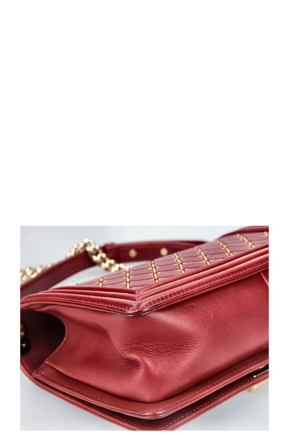 CHANEL Boy Bag Chain Quilted Red