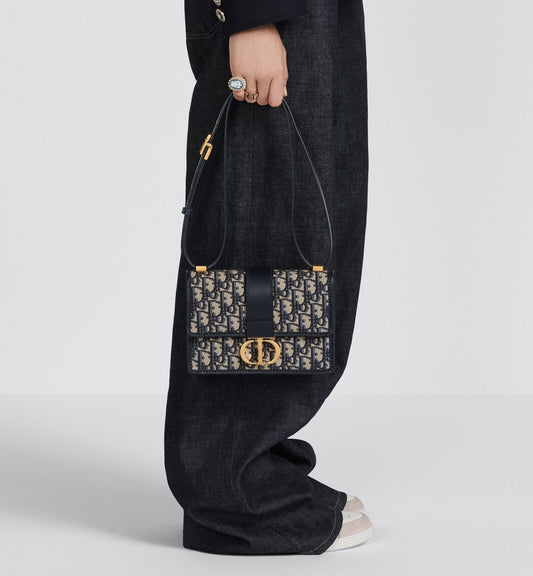 Small 30 Montaigne Bag Blue Luxury Dior Oblique Jacquard
