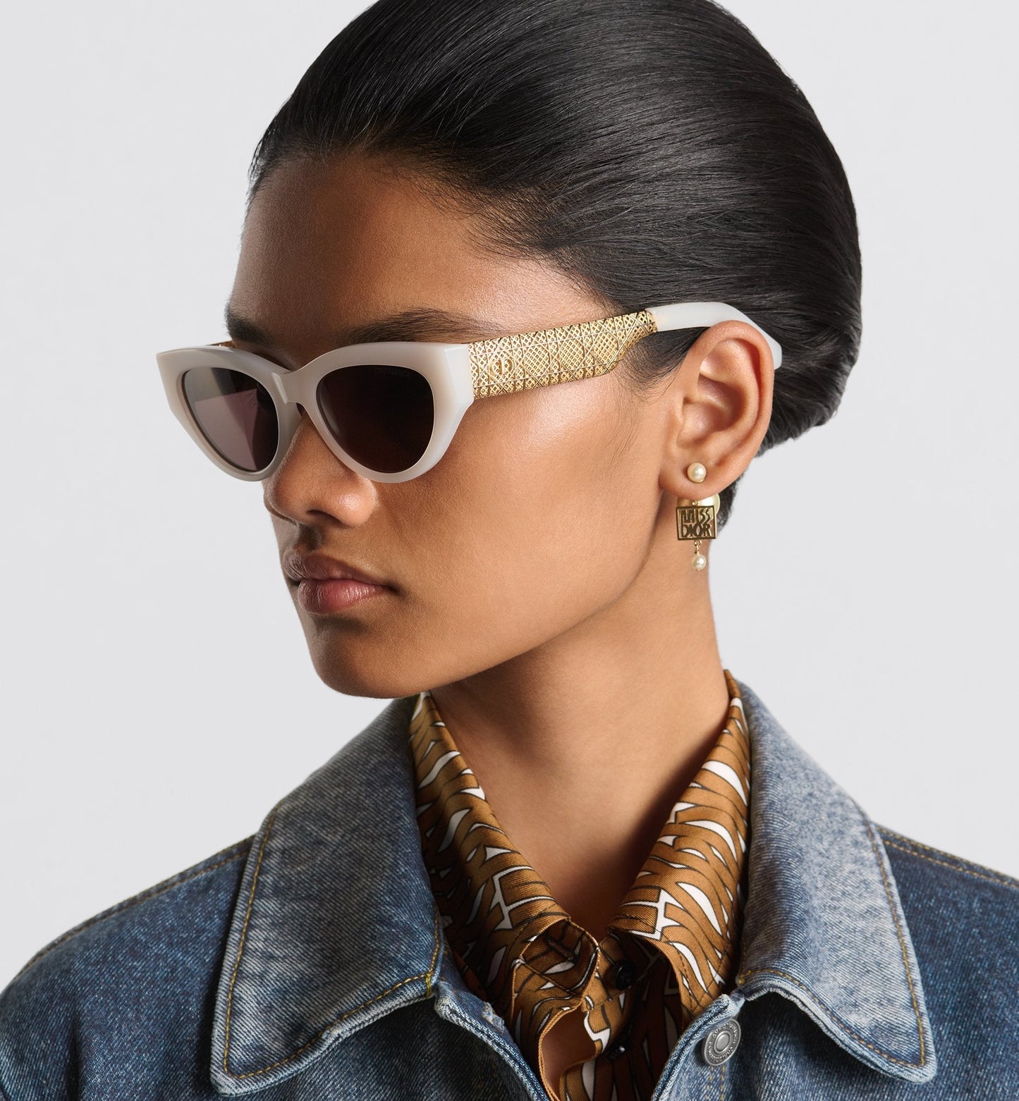 Luxury Dioresille B1I Milky Ivory Butterfly Sunglasses