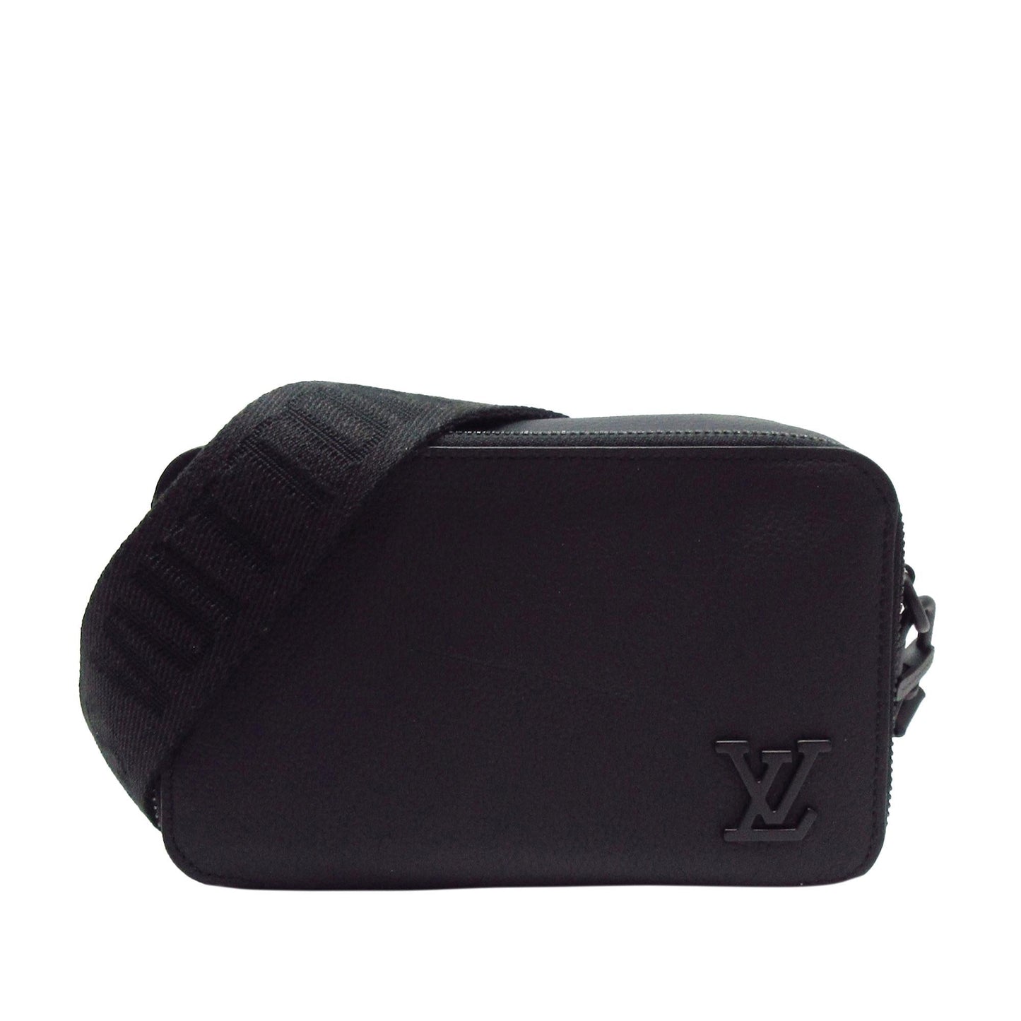 Louis Vuitton Alpha Wearable Wallet (SHG-DFheUM)