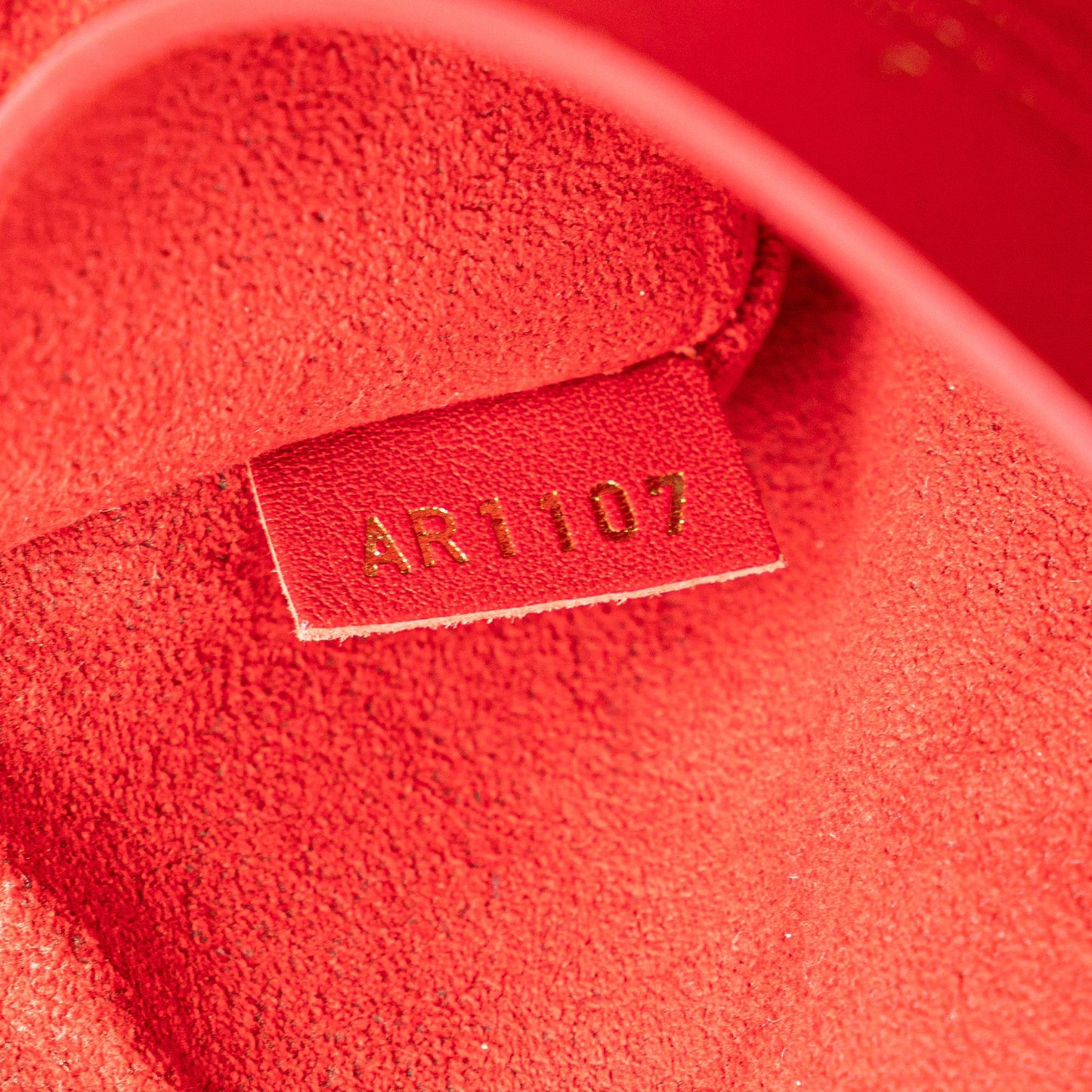 Louis Vuitton Bicolor Love Note