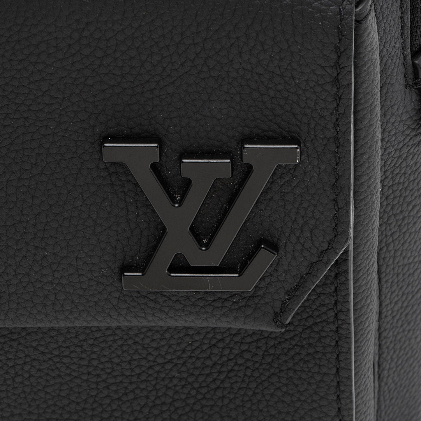 Louis Vuitton Calfskin Aerogram Pilot Slingbag