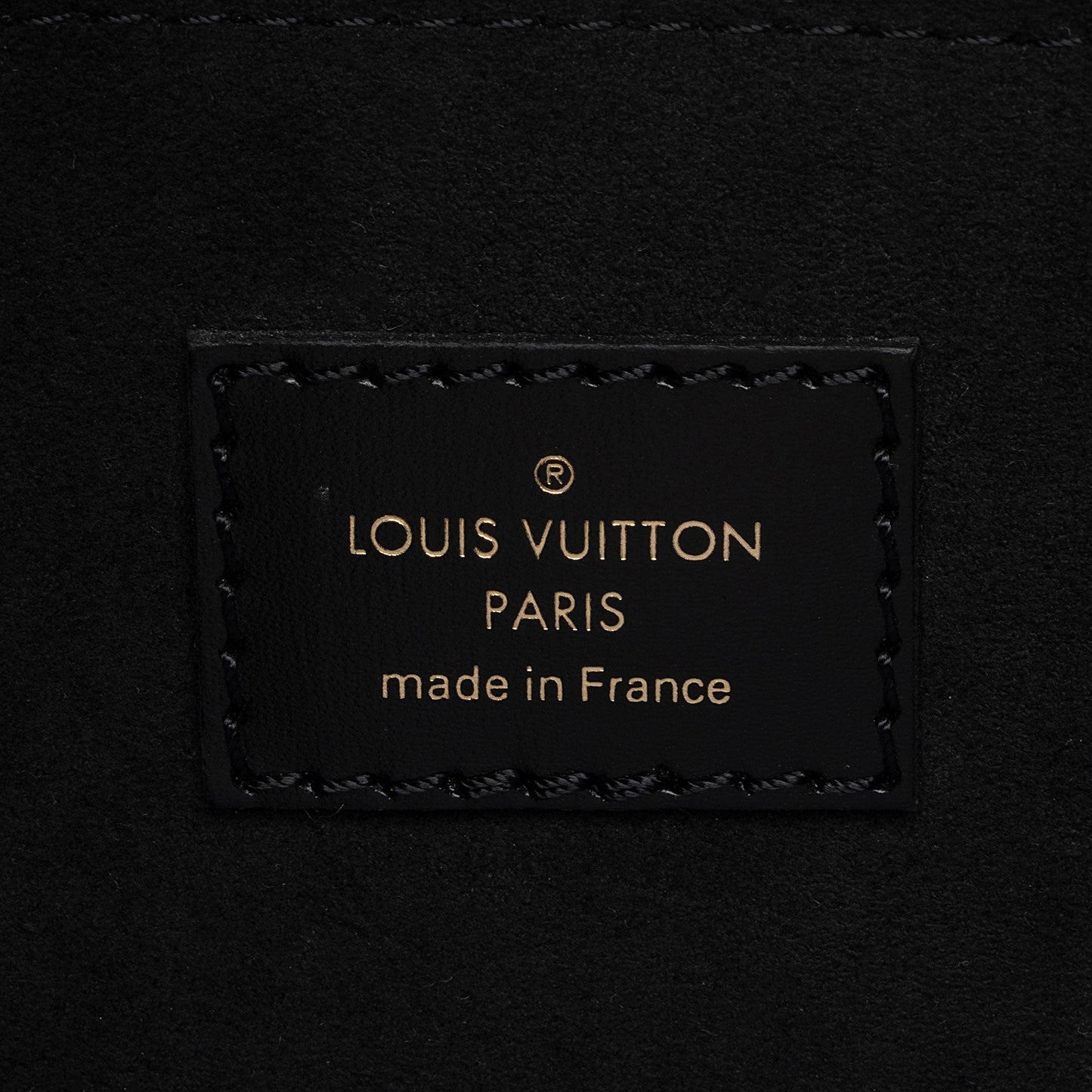 Louis Vuitton Calfskin Dauphine MM Shoulder Bag (SHF-cZl8DJ)