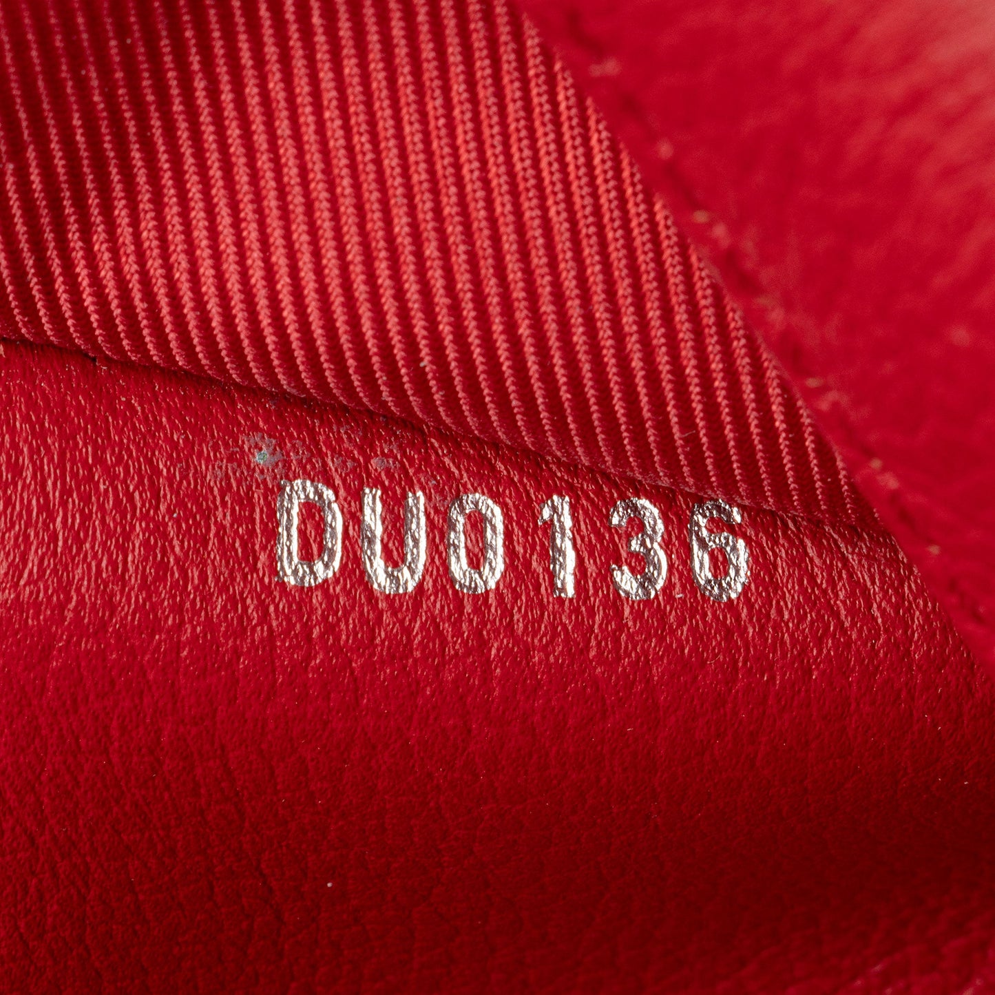Louis Vuitton Calfskin Lockme II BB Shoulder Bag (SHF-Qca0YX)