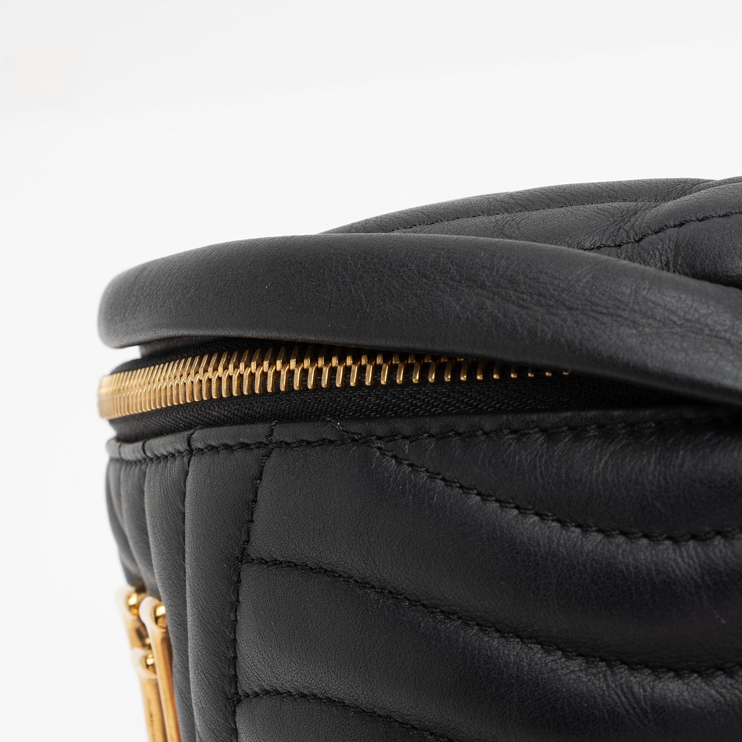 Louis Vuitton Calfskin New Wave Bumbag (SHF-gSN15r)