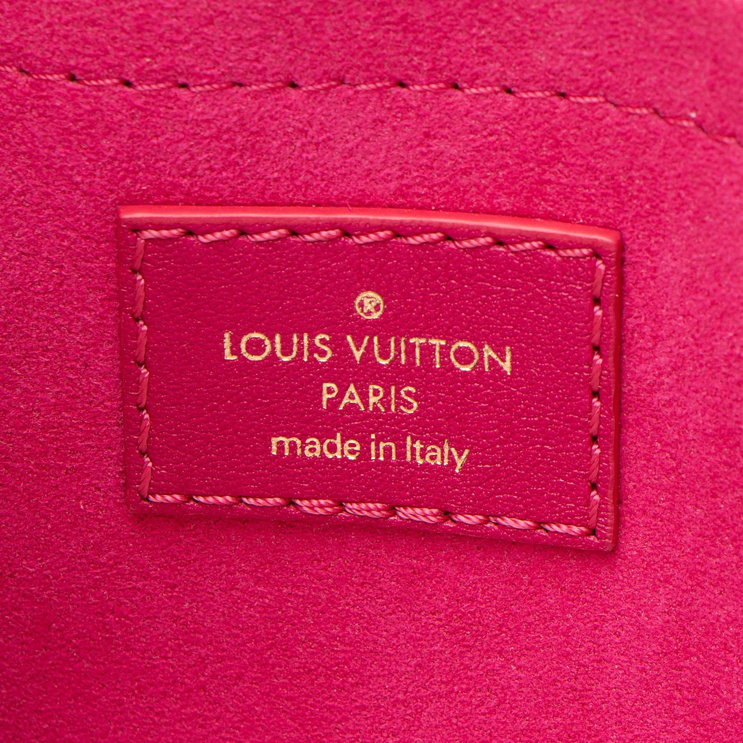 Louis Vuitton Calfskin New Wave Chain Shoulder Bag (SHF-ihtUHs)