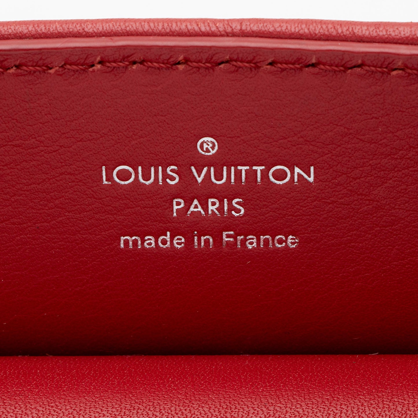 Louis Vuitton Calfskin New Wave Chain Tote (SHF-FEtc9L)
