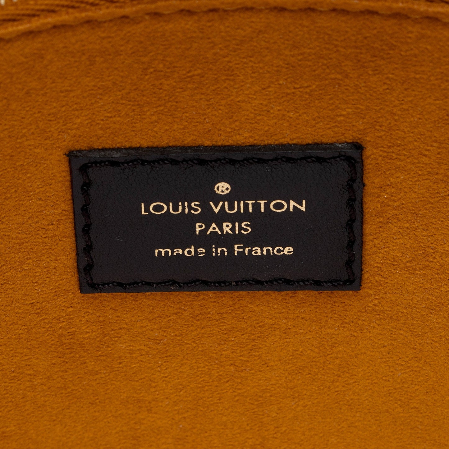 Louis Vuitton Calfskin Tufted Monogram Canvas On My Side MM Tote (SHF-rALkar)