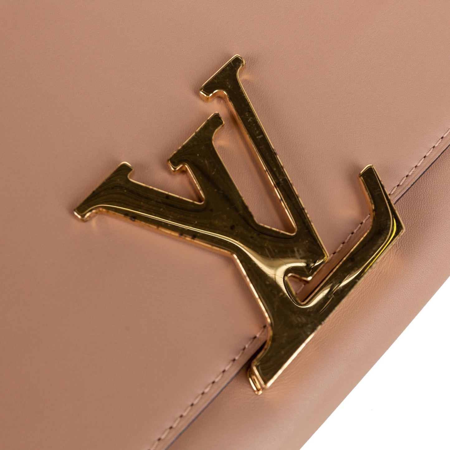 Louis Vuitton Chain Louise GM (SHG-35306)
