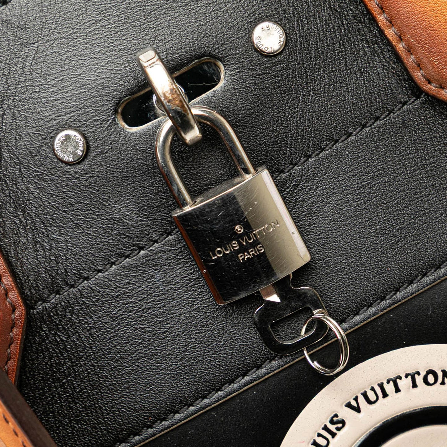 Louis Vuitton City Steamer World Tour MM