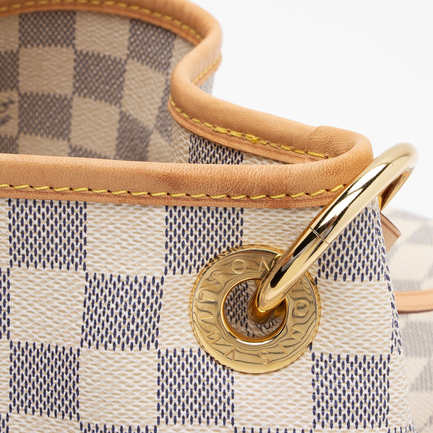Louis Vuitton Damier Azur Artsy MM Shoulder Bag (SHF-naUphr)
