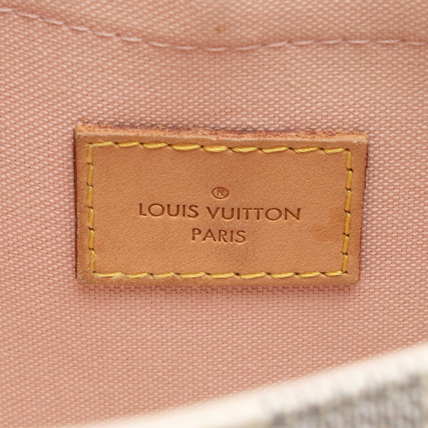 Louis Vuitton Damier Azur Croisette Shoulder Bag (SHF-23451)