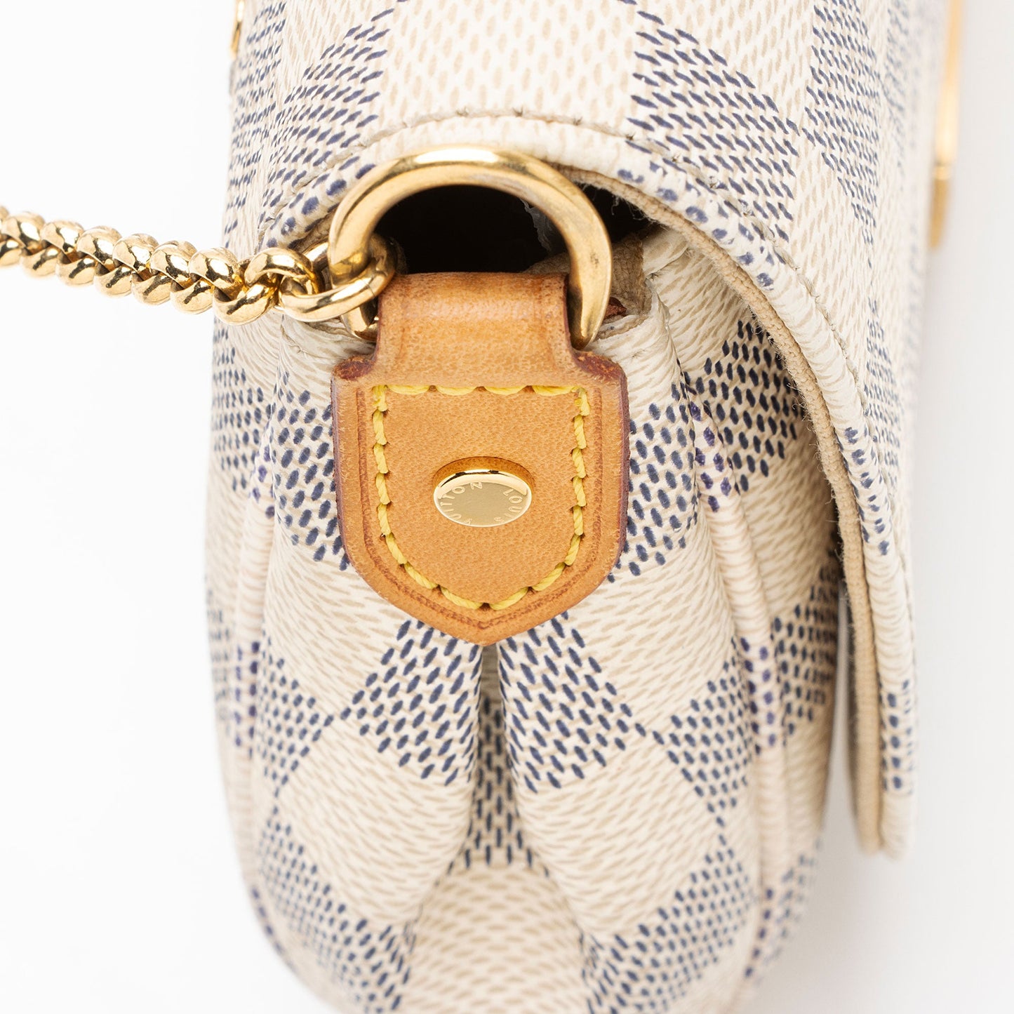 Louis Vuitton Damier Azur Favorite PM Shoulder Bag (SHF-X2z2Cs)