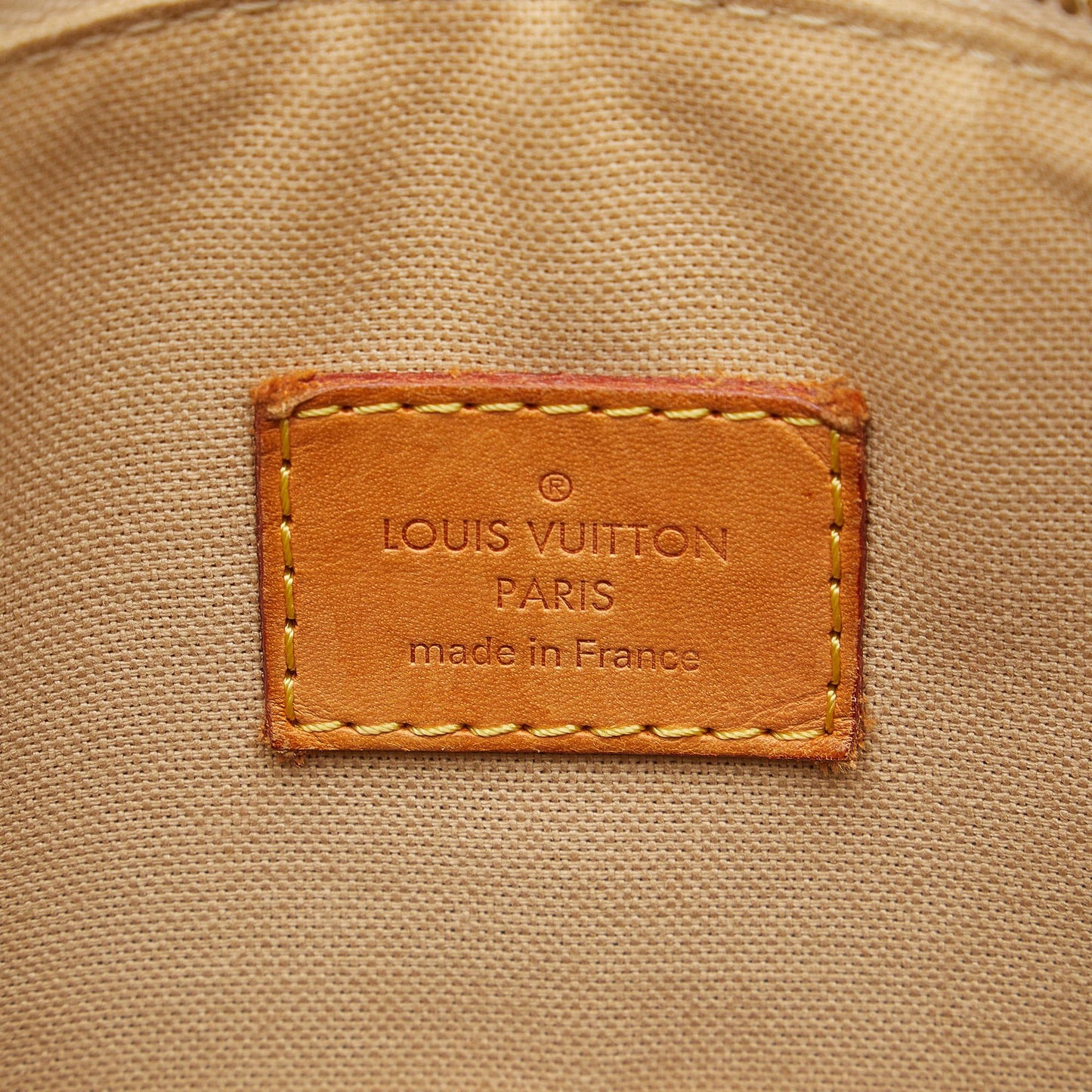 Louis Vuitton Damier Azur Figheri PM (SHG-eeL2Cx)