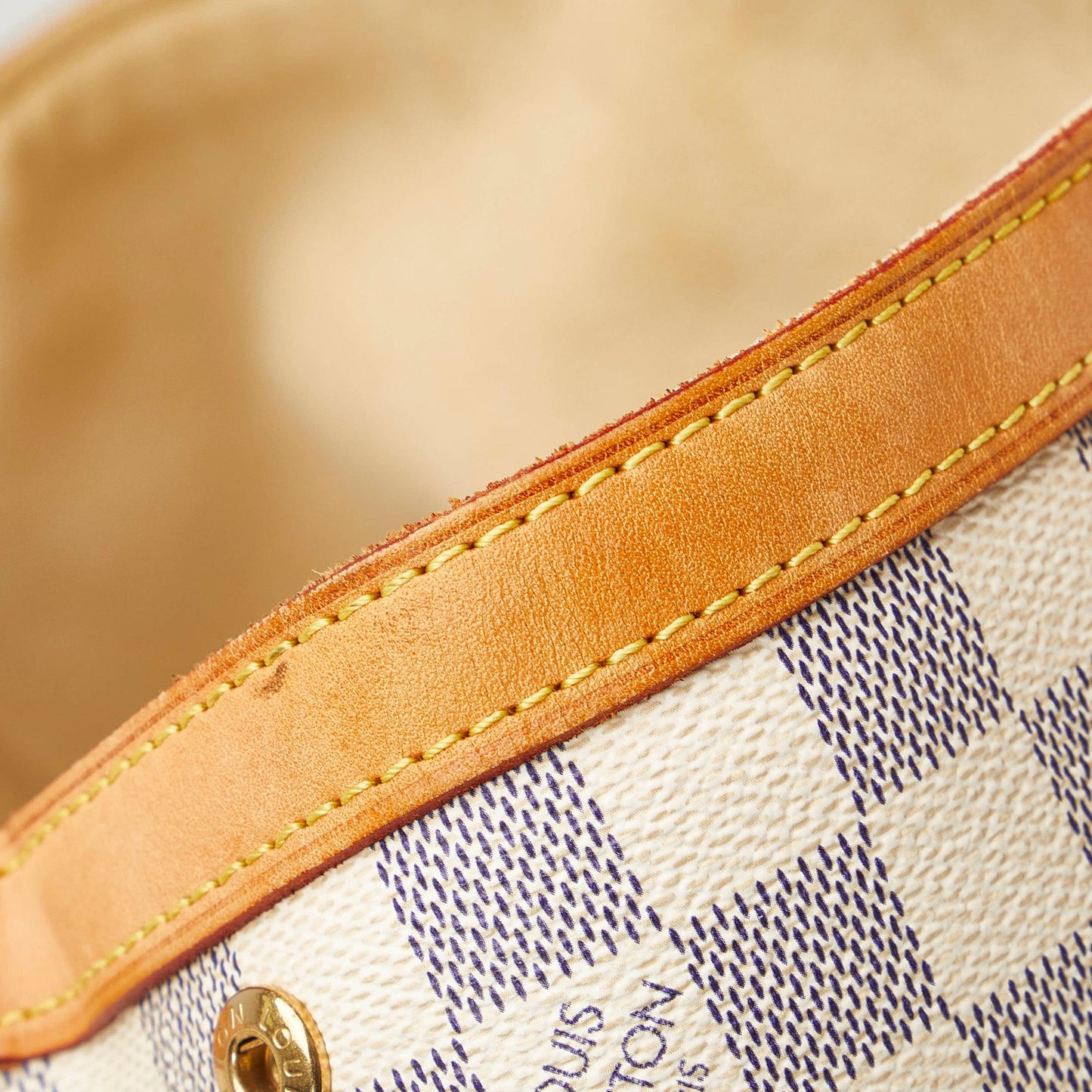 Louis Vuitton Damier Azur Hampstead MM (SHG-rvnWY8)
