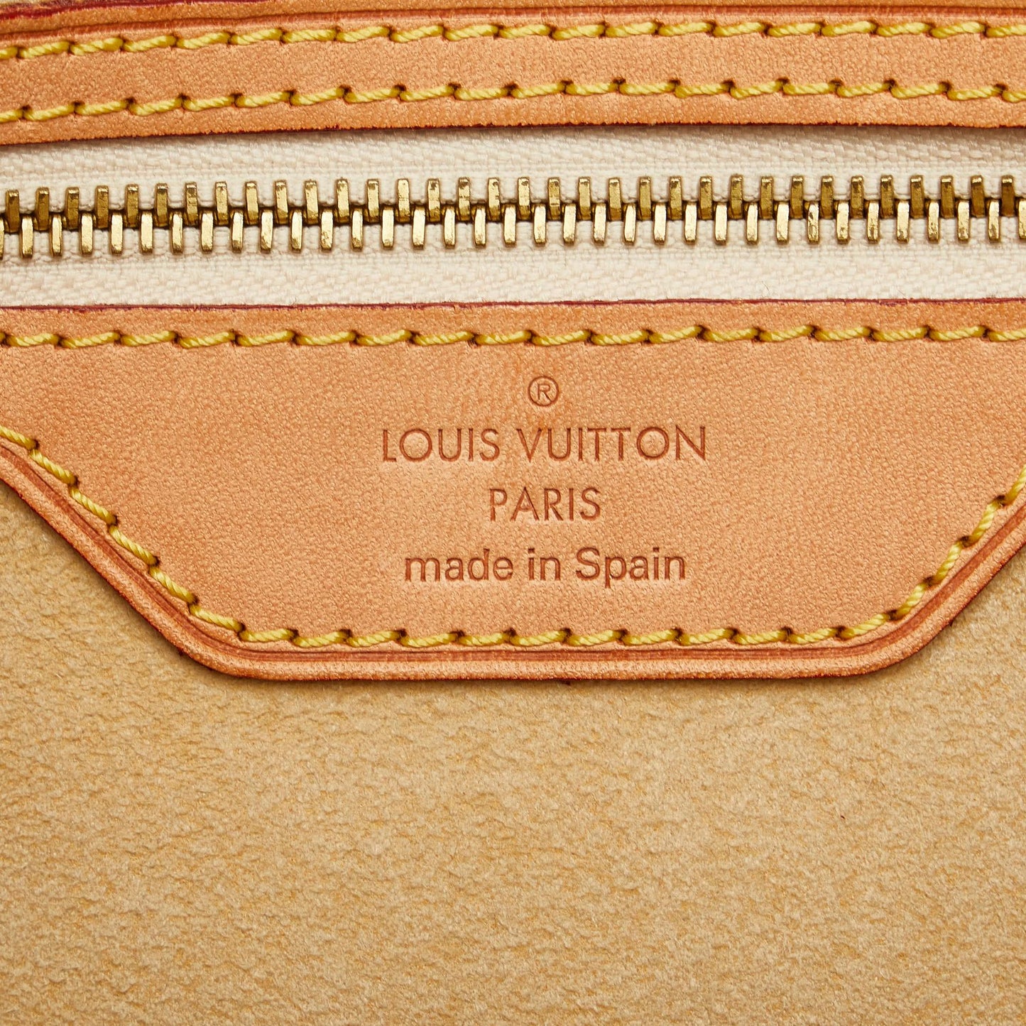 Louis Vuitton Damier Azur Hampstead MM (SHG-rvnWY8)