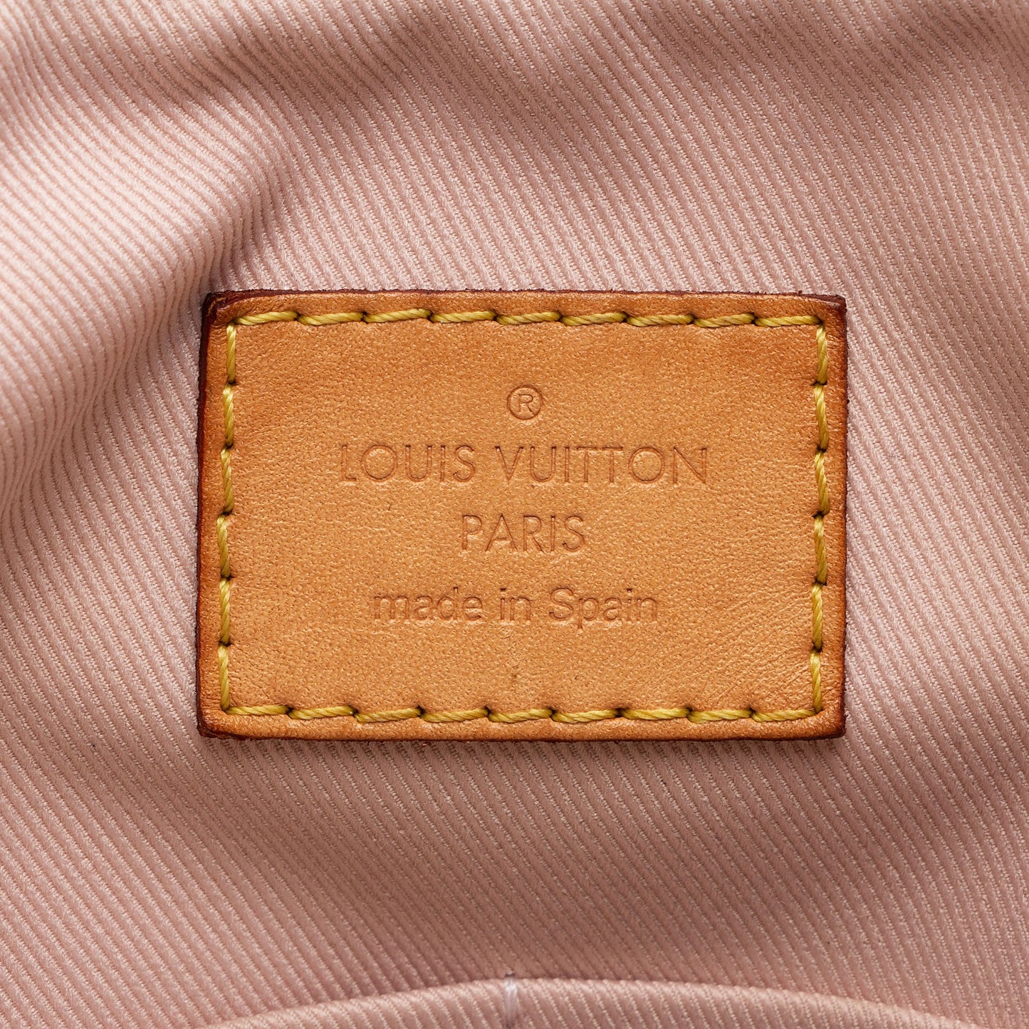 Louis Vuitton Damier Azur Lymington Tote (SHF-sxrAVa)