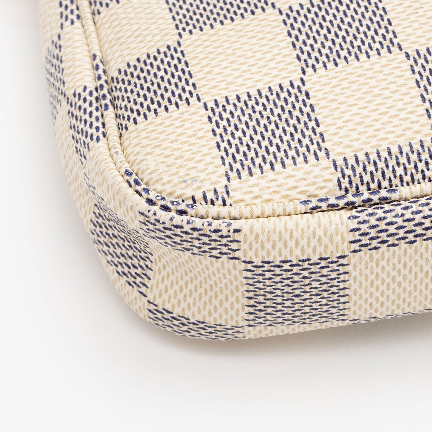 Louis Vuitton Damier Azur Mini Pochette Accessoires (SHF-BGvwgP)