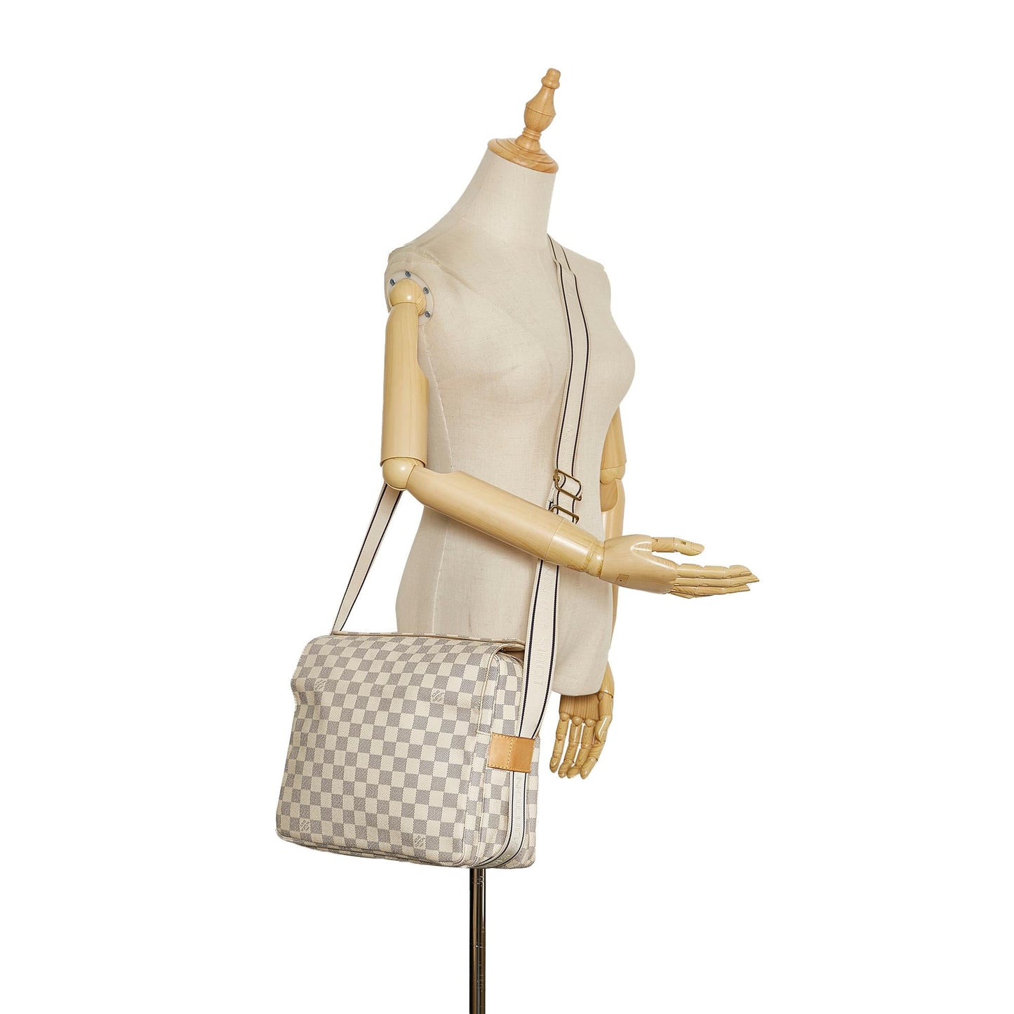Louis Vuitton Damier Azur Naviglio (SHG-37950)