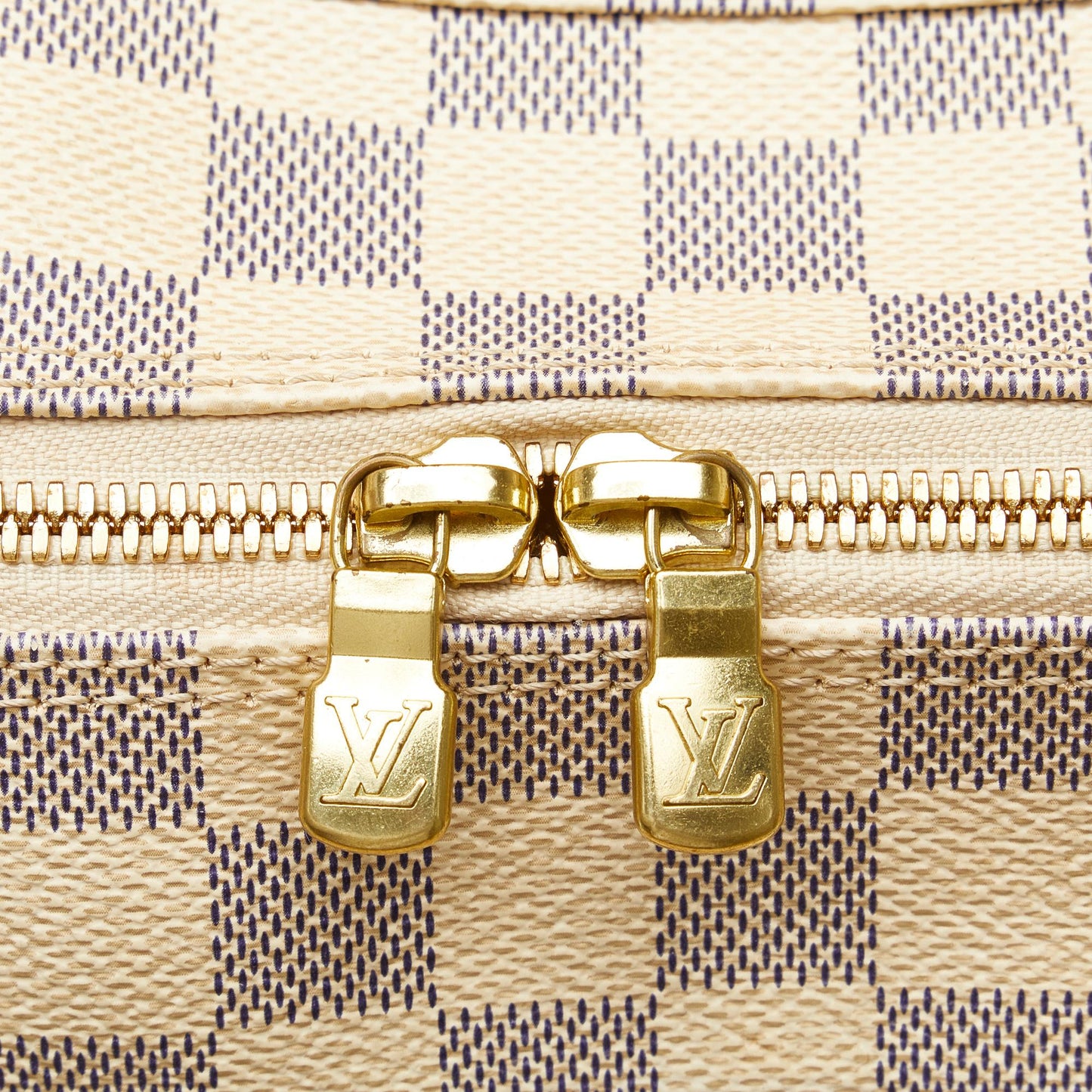 Louis Vuitton Damier Azur Naviglio (SHG-V2vD0D)