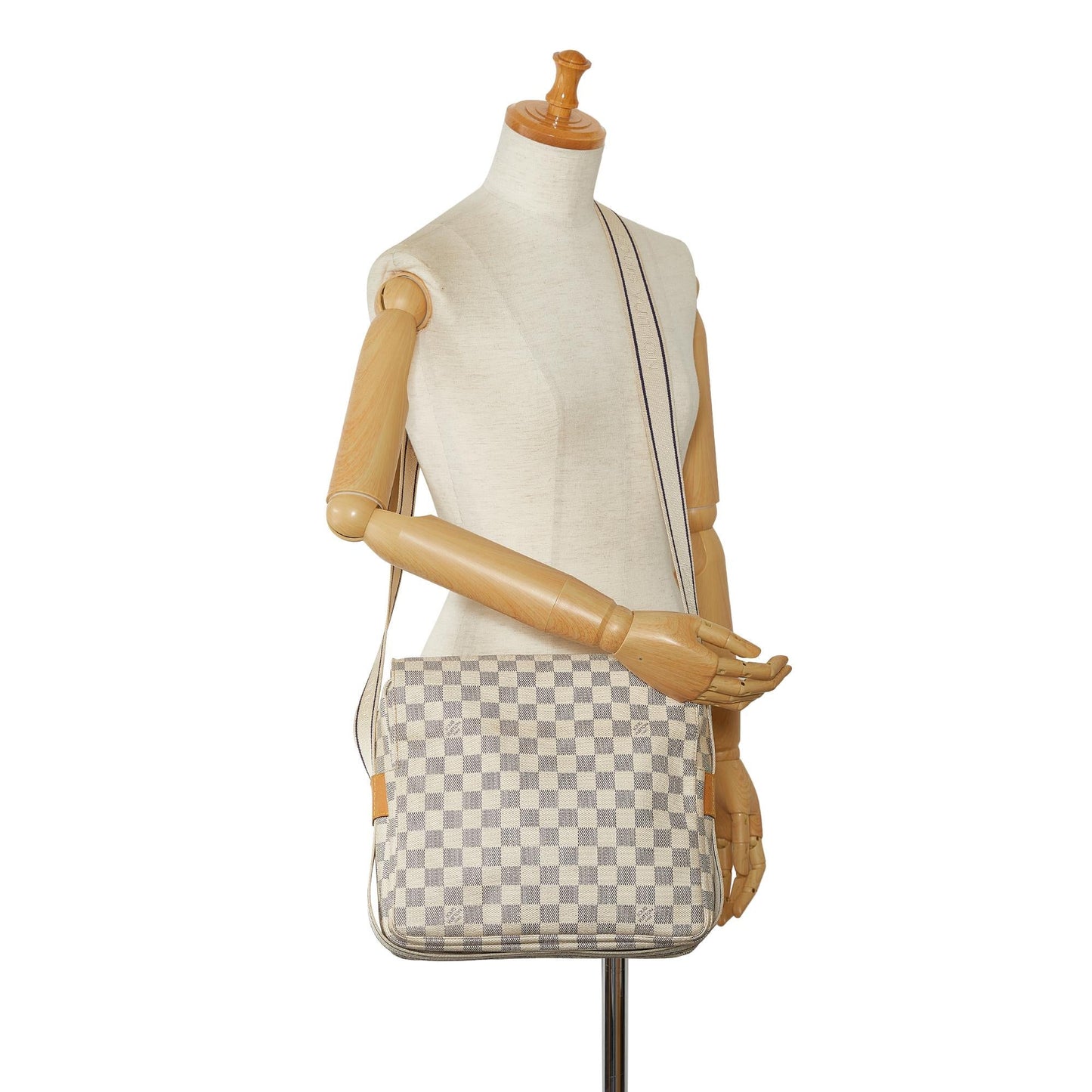 Louis Vuitton Damier Azur Naviglio (SHG-V2vD0D)