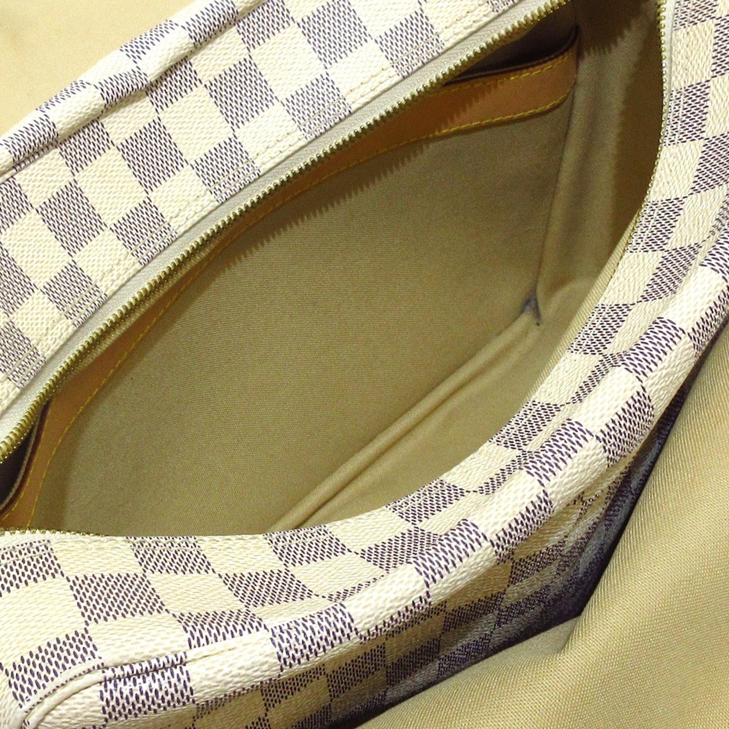 Louis Vuitton Damier Azur Naviglio (SHG-9ZV4oH)