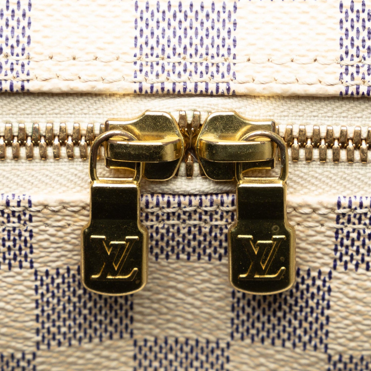 Louis Vuitton Damier Azur Naviglio (SHG-qFVR6U)