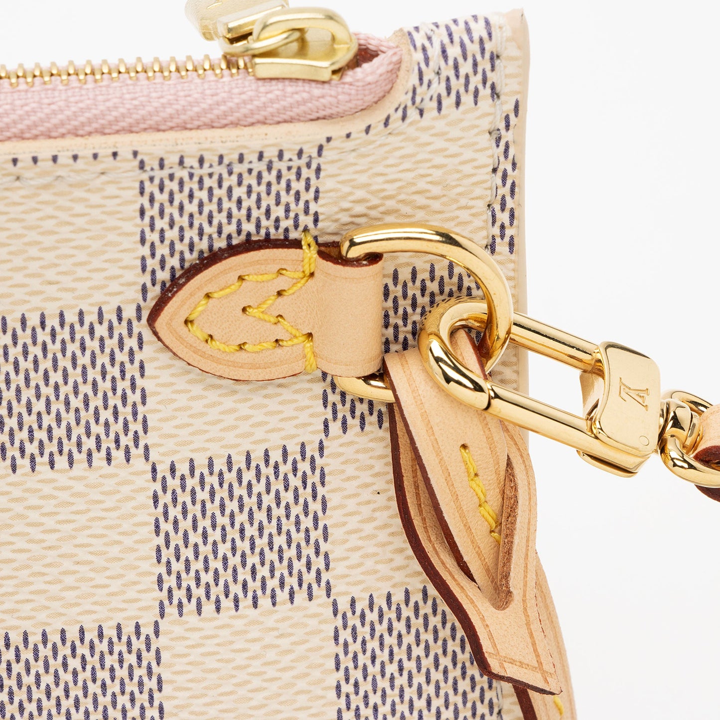 Louis Vuitton Damier Azur Neverfull MM Pochette (SHF-RlaeqM)