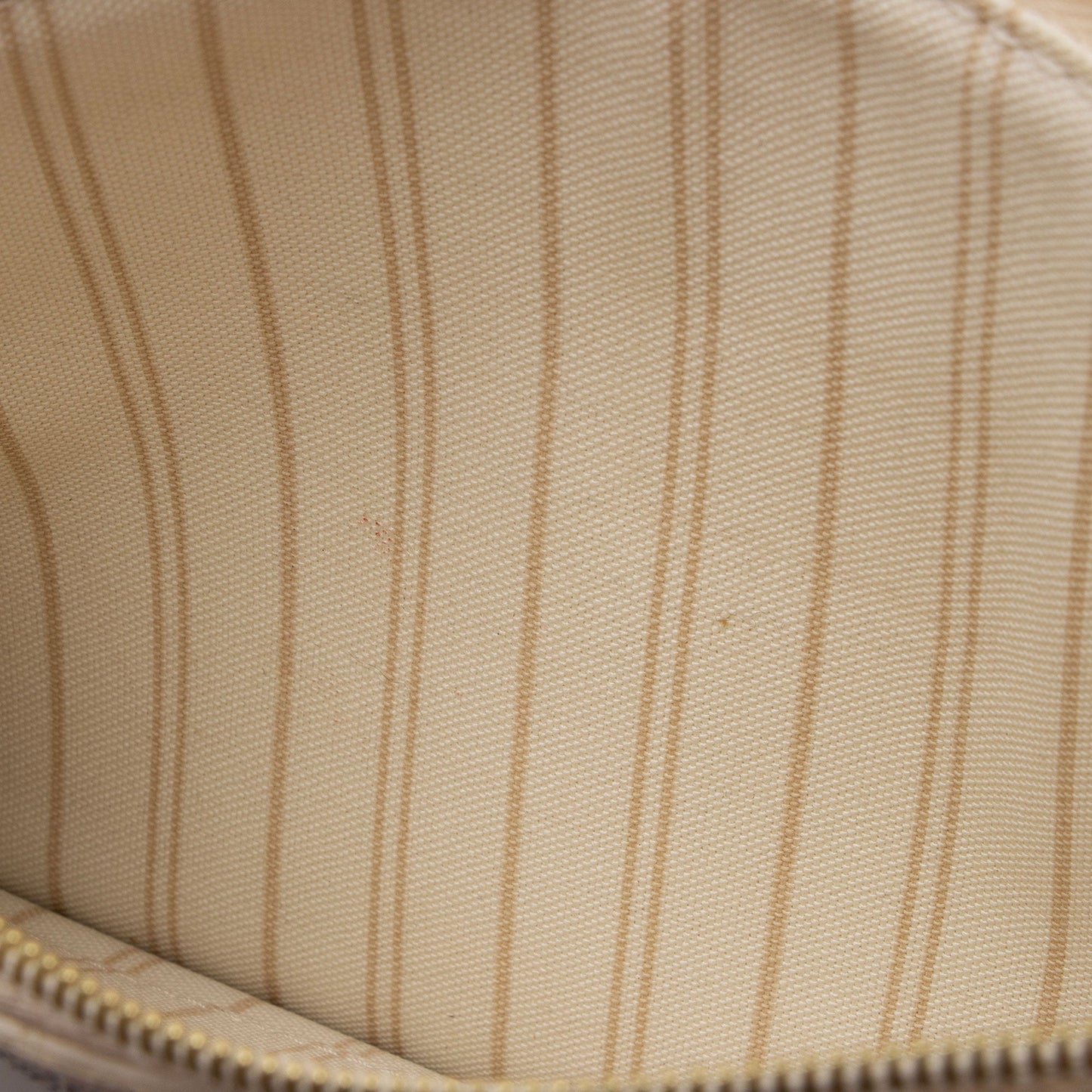Louis Vuitton Damier Azur Neverfull MM Pochette (SHF-R3yKMv)