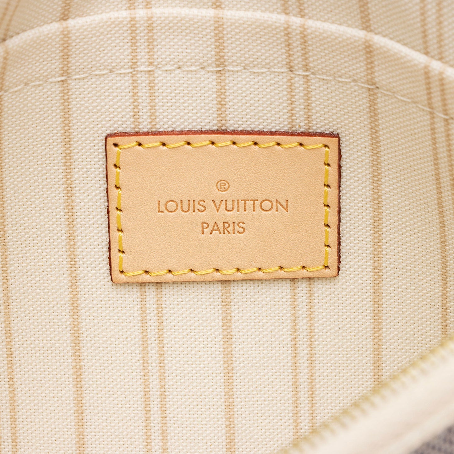 Louis Vuitton Damier Azur Neverfull MM Pochette (SHF-R3yKMv)